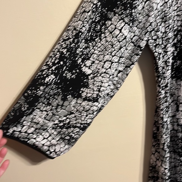 EUC 2X tunic top - Picture 5 of 6